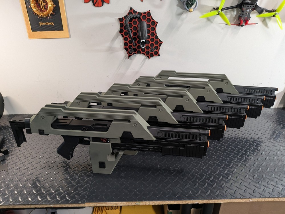 M41A Pulse Rifle - 3D Printed Replica - Hand Painted - Mancave Must