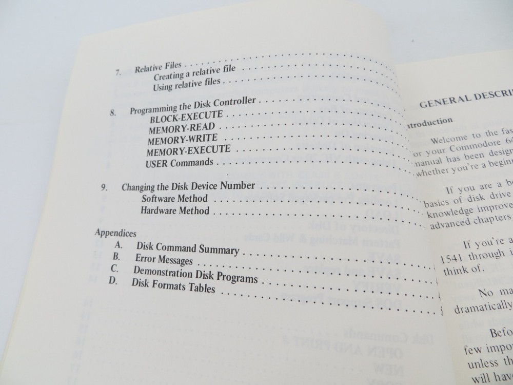 VIC-1541 SINGLE DRIVE FLOPPY DISK USER'S MANUAL - vintage computer book