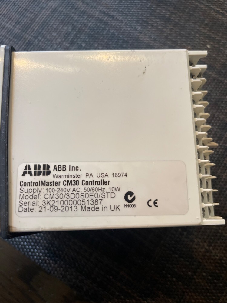 ABB CM30/3E0S0E0/STD ControlMaster CM30 Controller Used