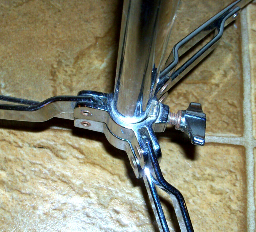 VINTAGE PEARL CHROME DRUM STAND FOLDABLE AND COMPACT