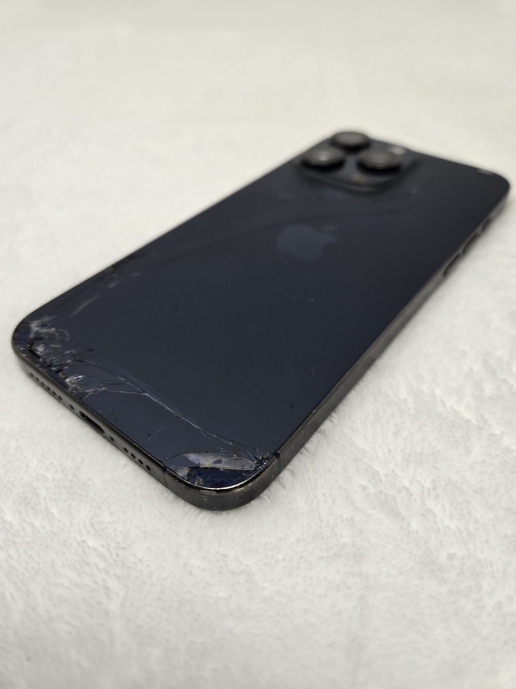 iPhone 15 Pro Max 1TB - Unlocked - Cracked Lcd/ Back - READ