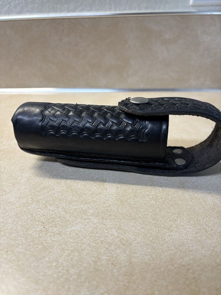 Leather Safety Speed Baton Holder