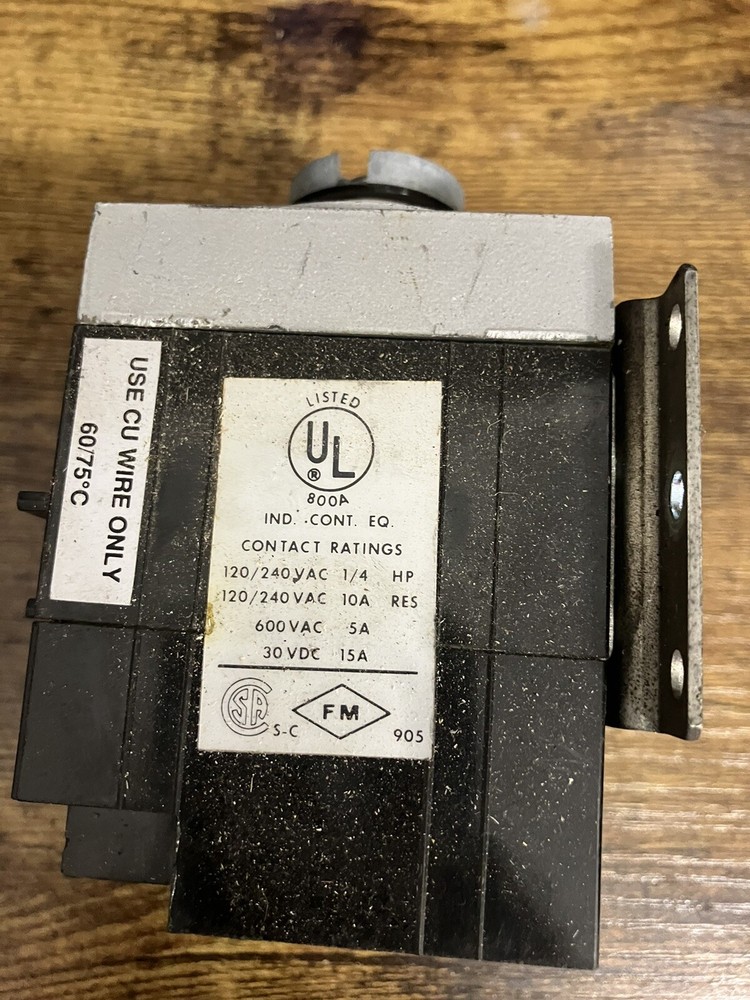 Agastat 7012AC Electropneumatic Time Delay