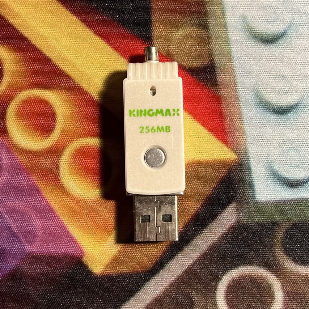 Vintage Flip Style USB drive