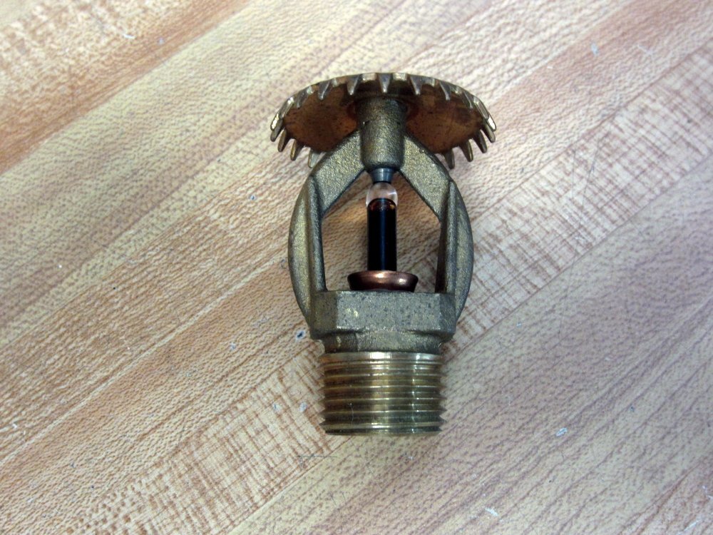 Globe GL 5661 Upright Spray Sprinkler SSU-1
