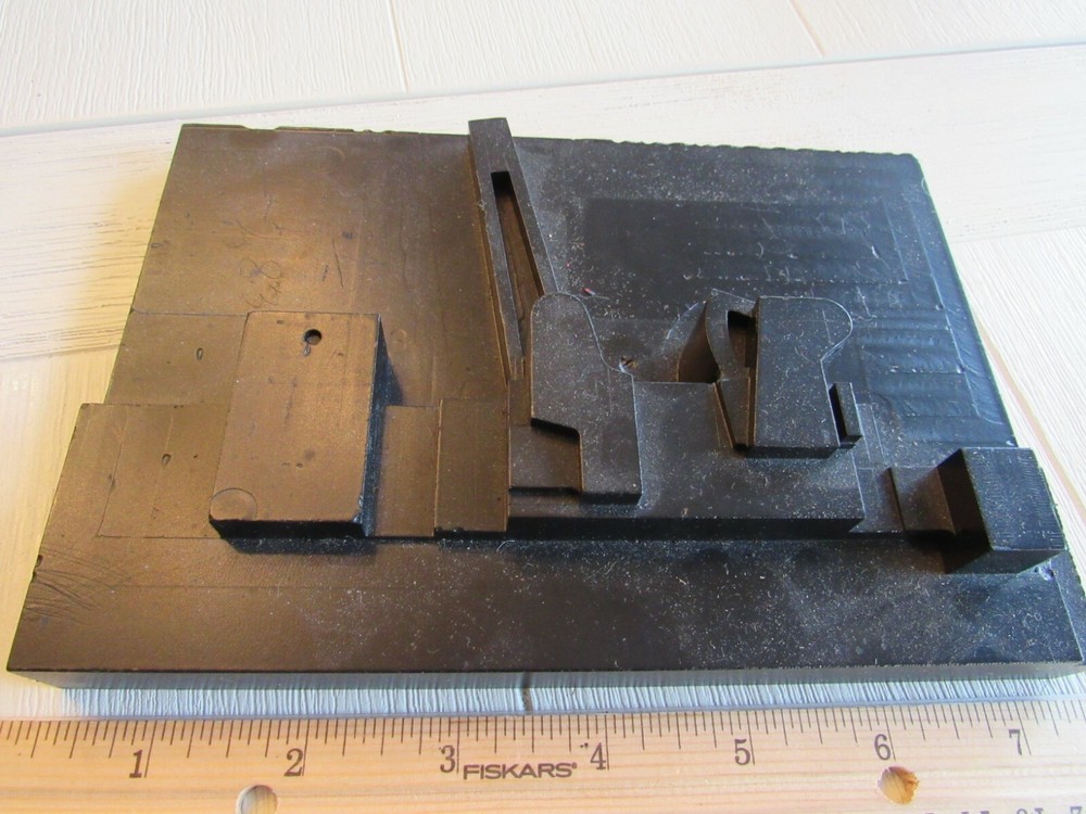 Railroad Railbox Car Door Handle 8X Pattern