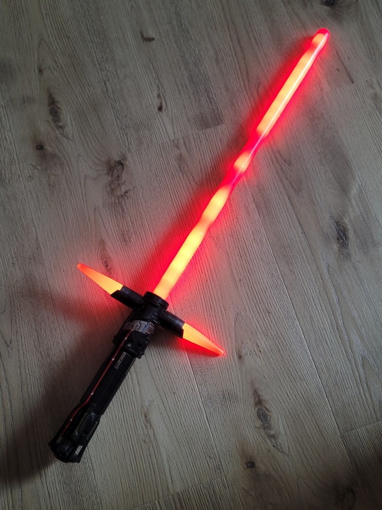 Kylo Ren Black Series Force FX Lightsaber READ!!
