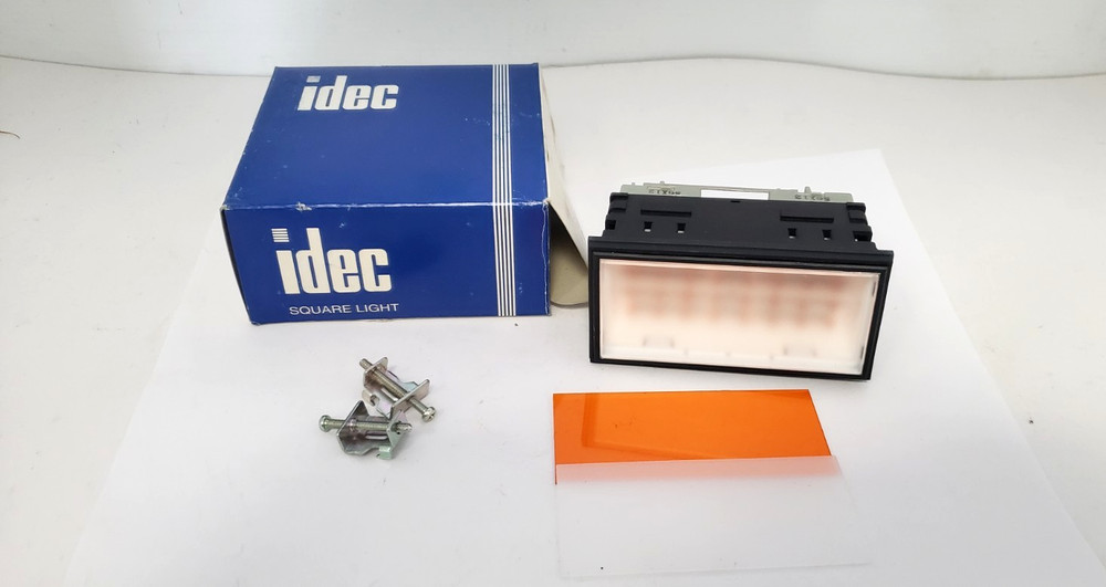 IDEC SLD96-1DH2BA LED INDICATOR LIGHT, 24VDC, RECTANGLE LENS, NIB