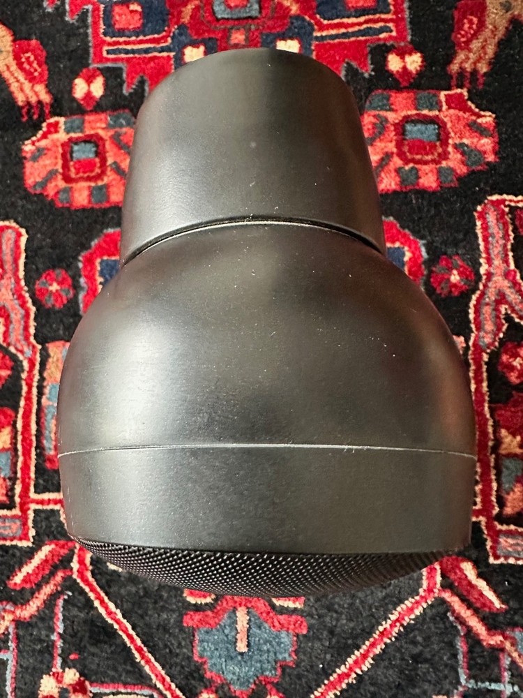 One Anthony Gallo Reference Strada Side loudspeaker