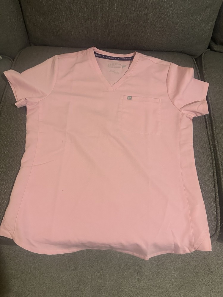 Fabletics Women’s scrub Sets Size Small/Short