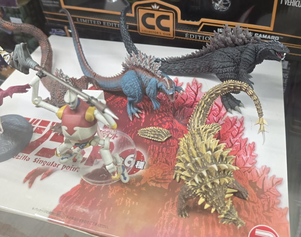Art Spirits Hyper Modeling Godzilla Singular Point 6 Figures Box "MIB"