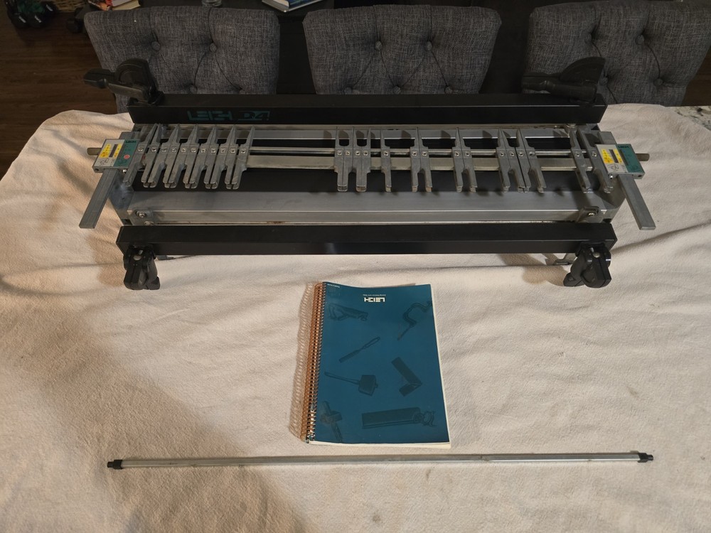 Leigh Dovetail Jig D-4