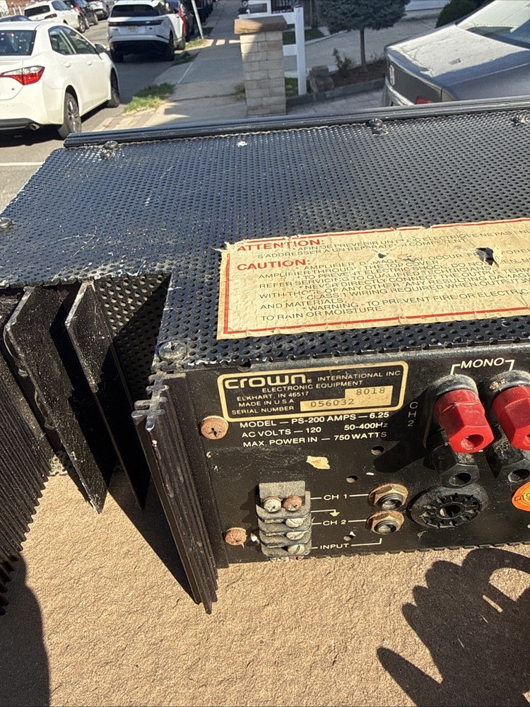 Crown PS-200 power amplifier Tested Works Has Some Cosmetic Issues