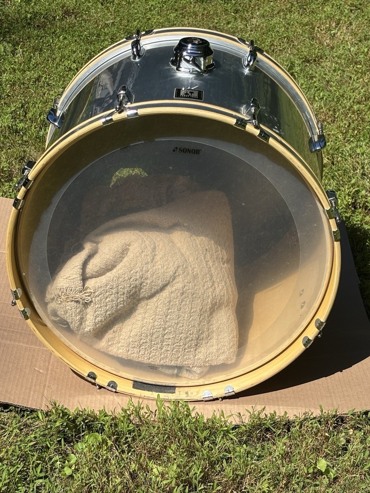 Sonor Force 1003 22” Silver Bass Drum
