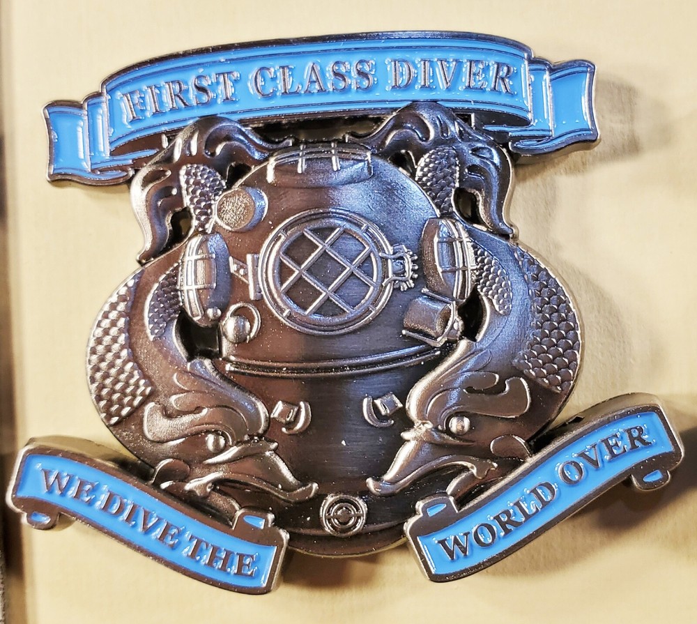 US NAVY FIRST CLASS DIVER 2" COMMEMORATIVE CHALLENGE COIN 127