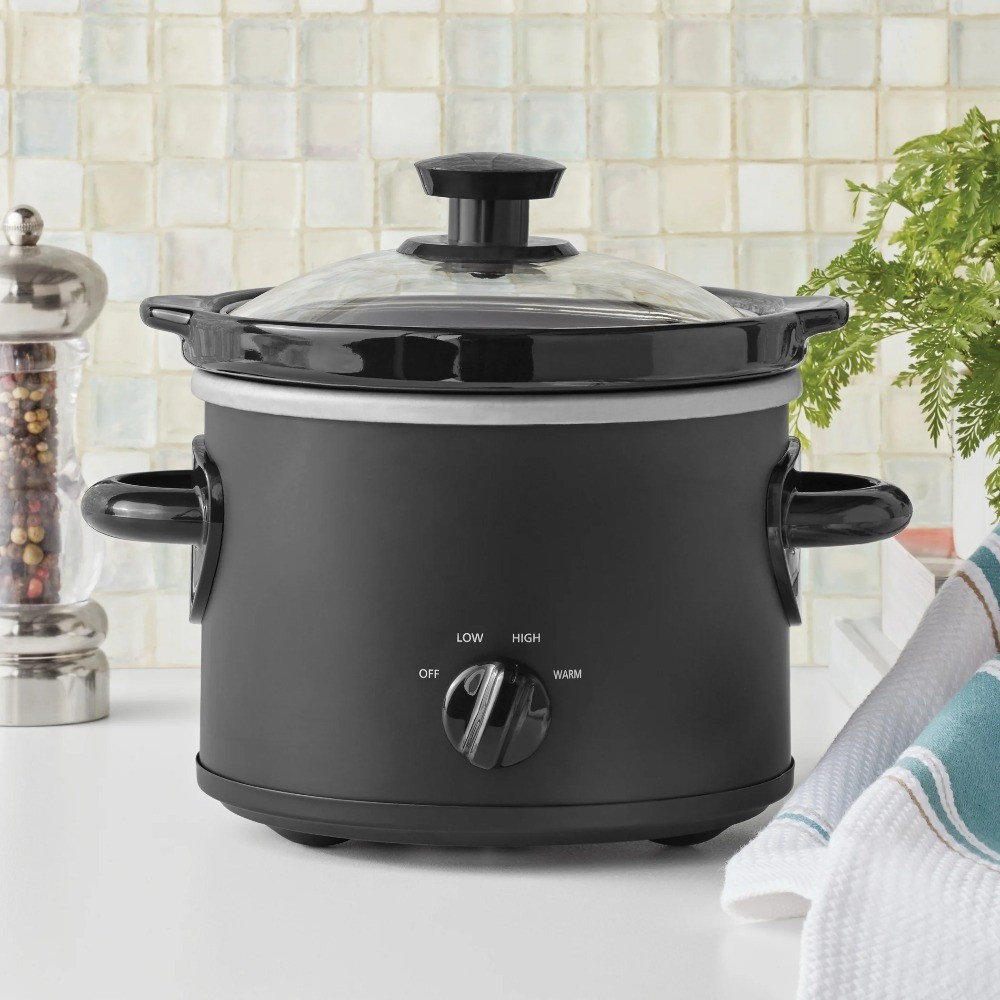 2 Qt Manual Slow Cooker, Matte Black