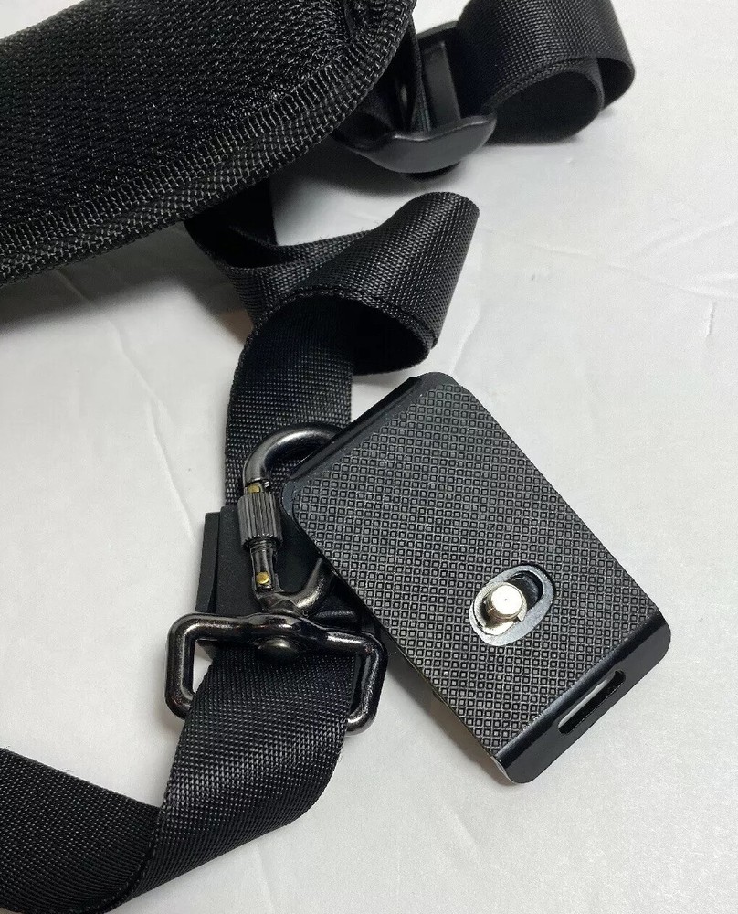 Quick Release Shoulder Strap for DSLR Cameras & Camcorders with Zippered Pocket