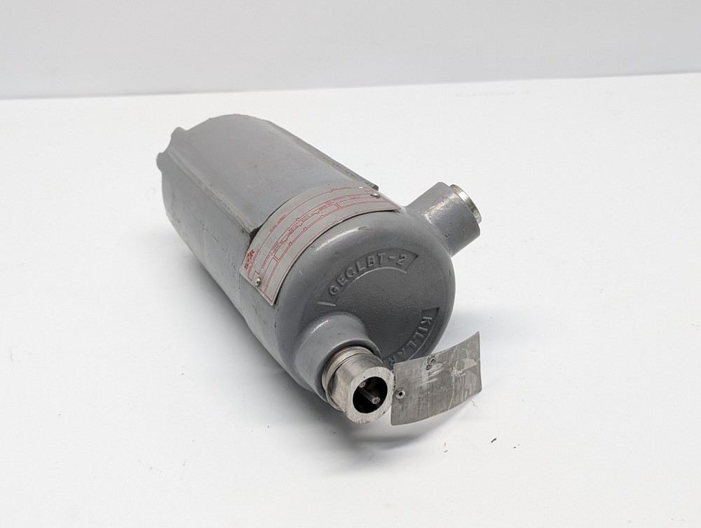 SOR 721K2-N-P7-C-FM Ultrasonic Point Level Switch (USED).