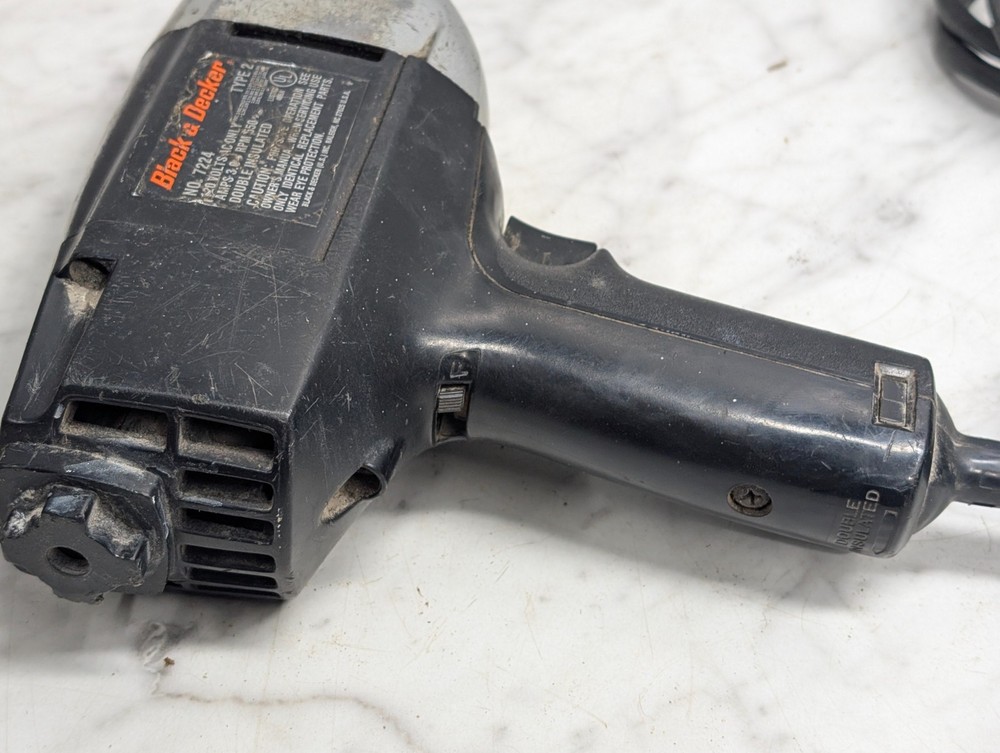 Black & Decker Corded 1/2" Single Speed Reversing Drill Model #7224 Type 2
