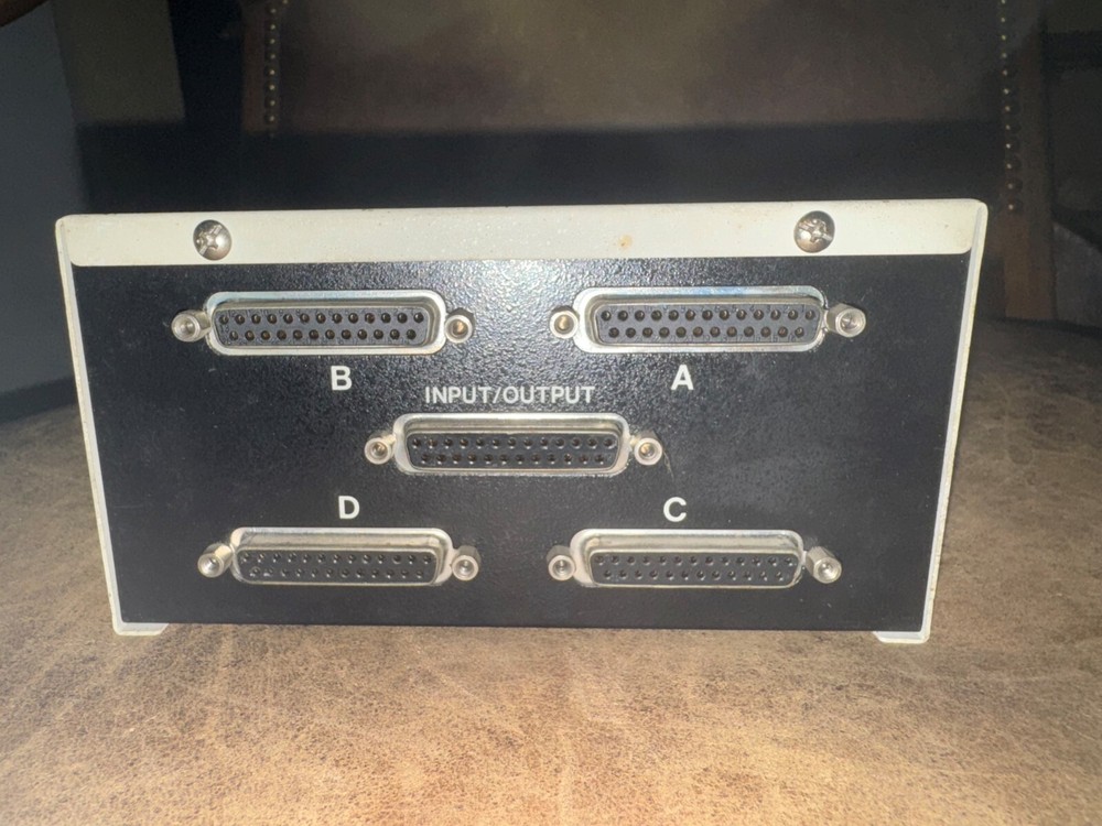 Vintage Global Perfect Transfer Data Switch ABCD 1 input with 4 outputs