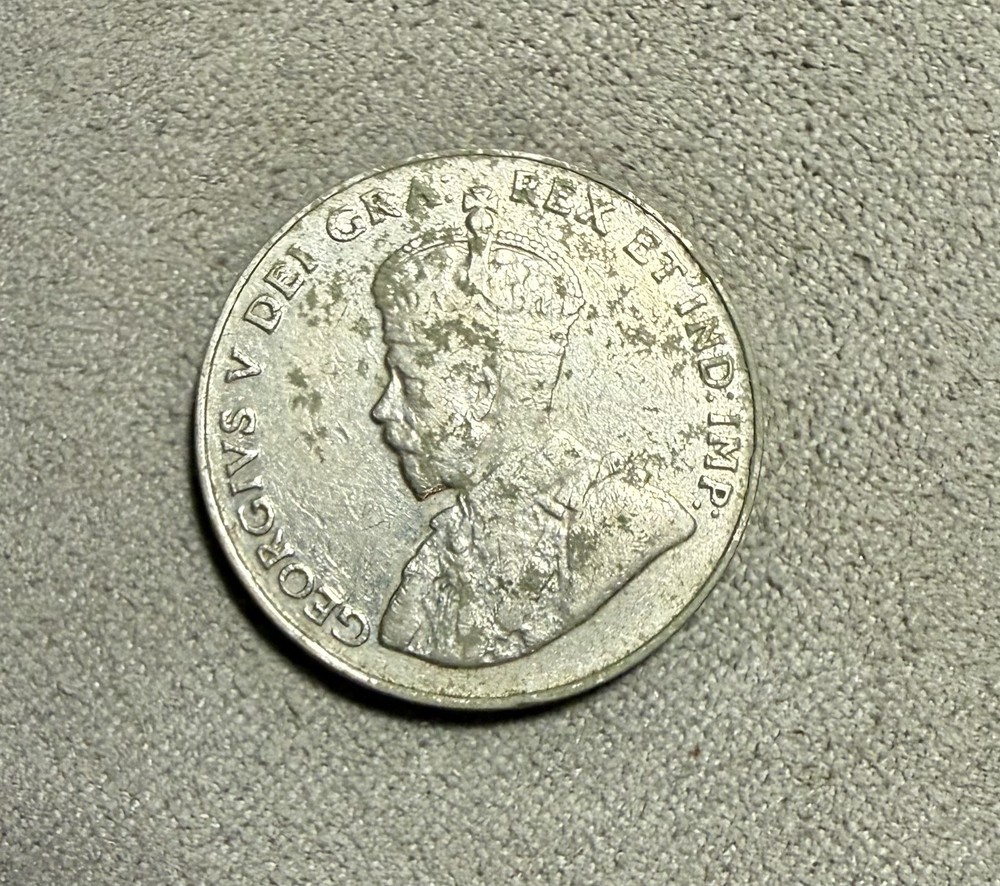 1933 Canada 5 Cent Coin