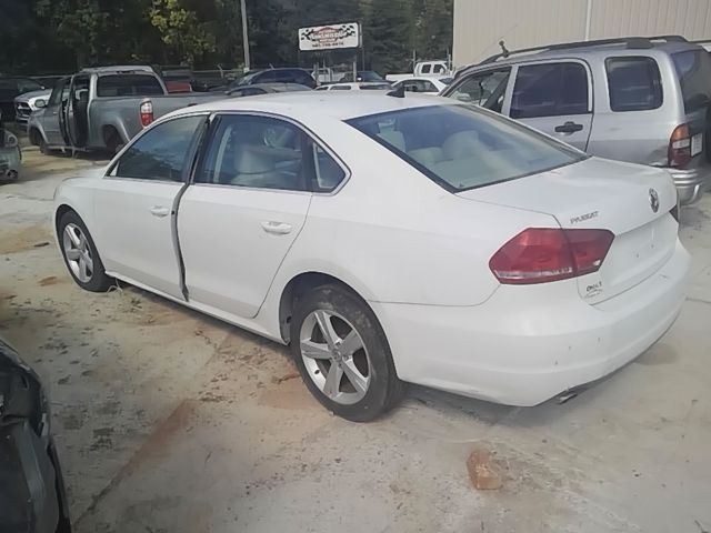 PASSAT 2013 Fuse Box Cabin 6969