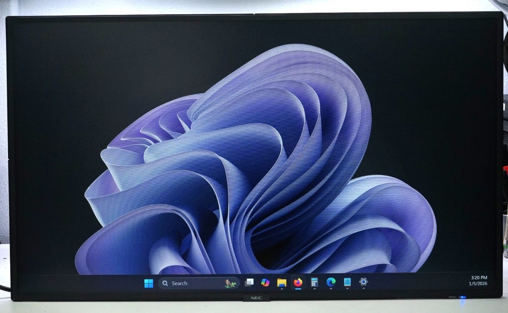 NEC MultiSync V404 40” Commercial-Grade Large Value Format LCD Display