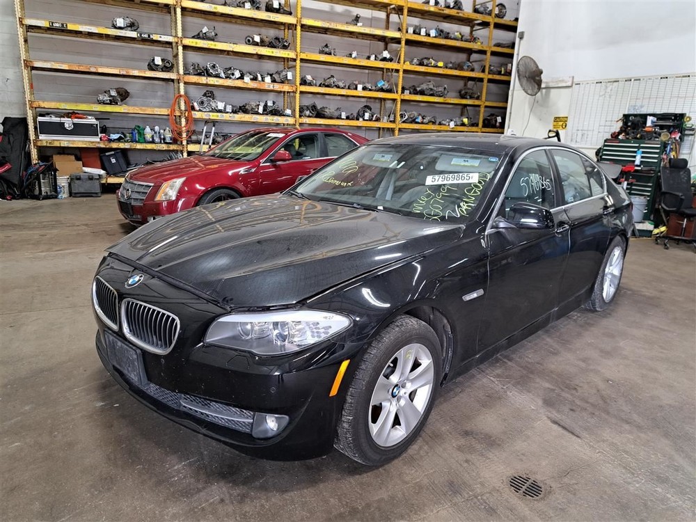 2013 528i Camera/Projector Sku#4205325