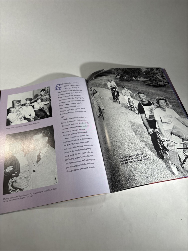 Gordie Howe 1993 65th Birthday Celebration Tour 32 Page Program Book