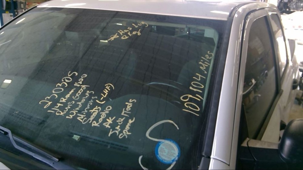 RAM 1500 2014 Air Shutter 595502