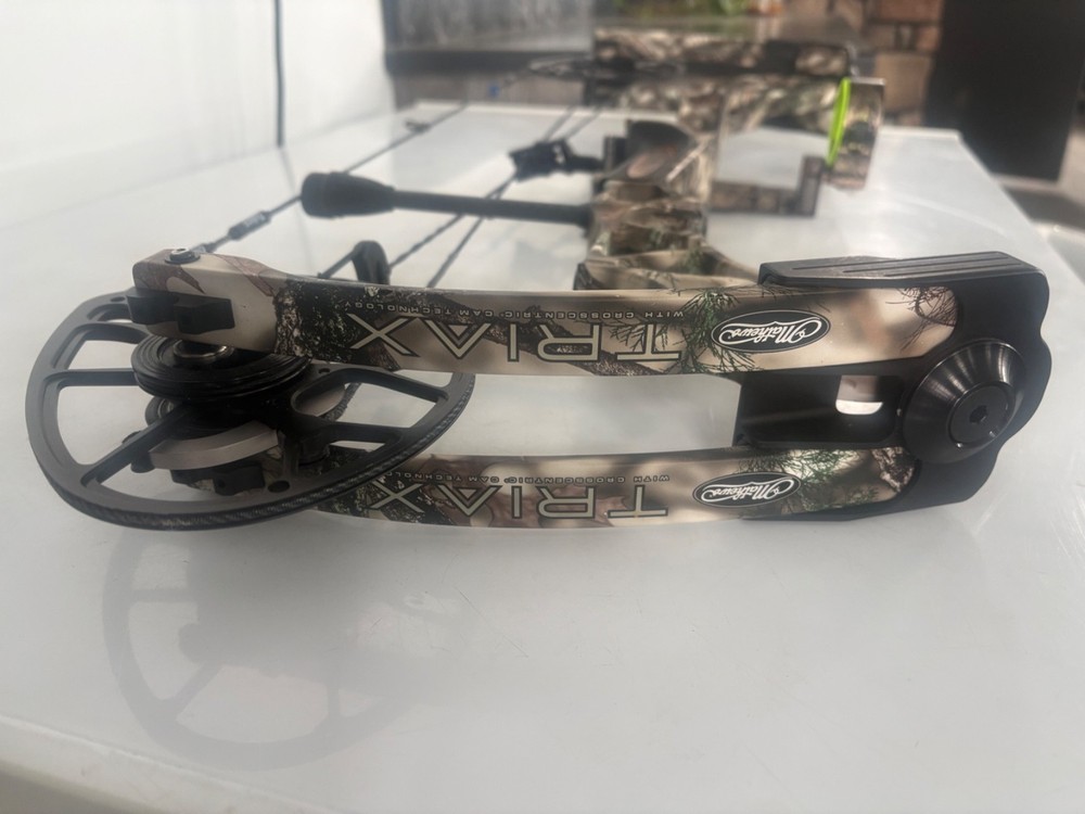 Mathewsmathews compound bow left hand