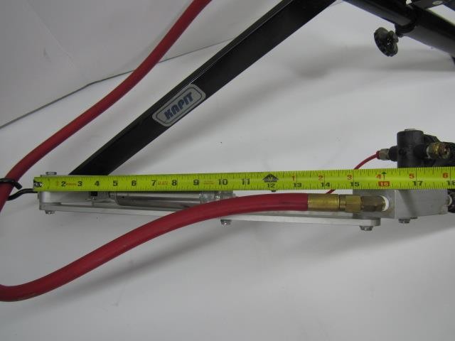 Kapit Semi Automatic Pneumatic Table Top Bottle Cap Tightener