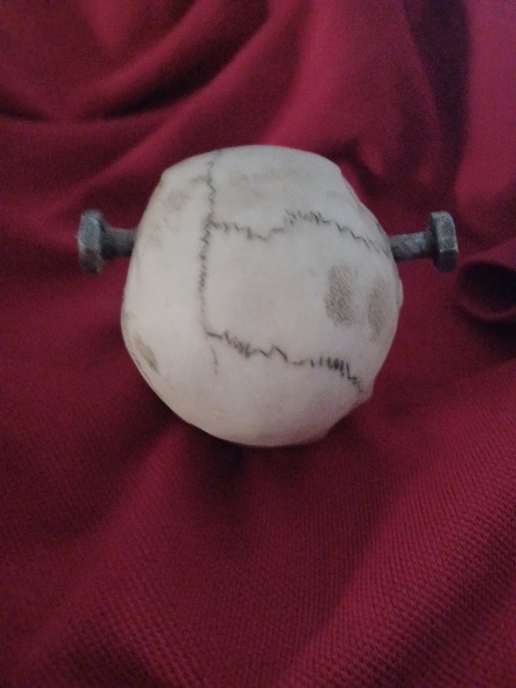 Gothic/Macabre Small Skull