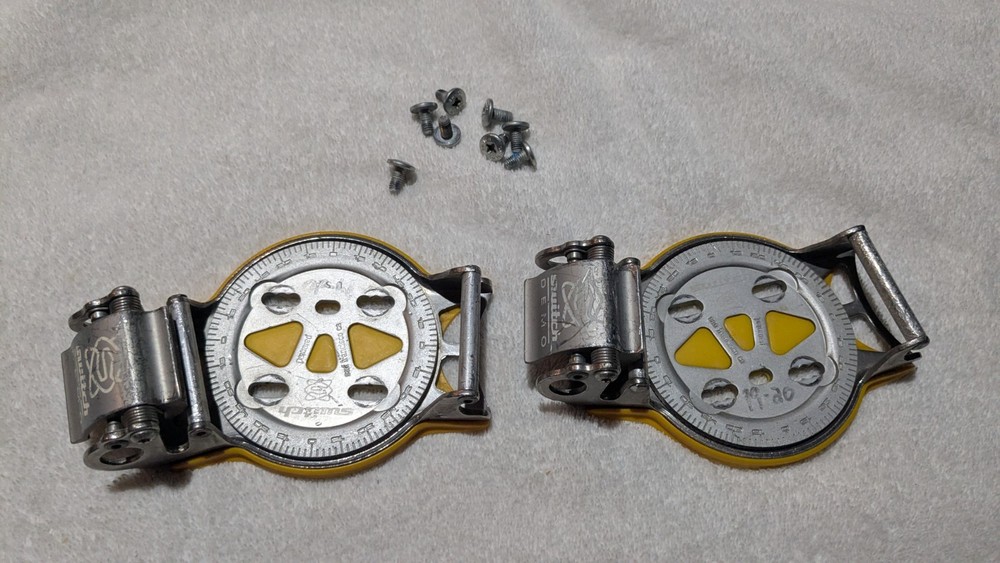 Switch Demo Step-In Snowboard Bindings w/ Plates Mounting Hardware