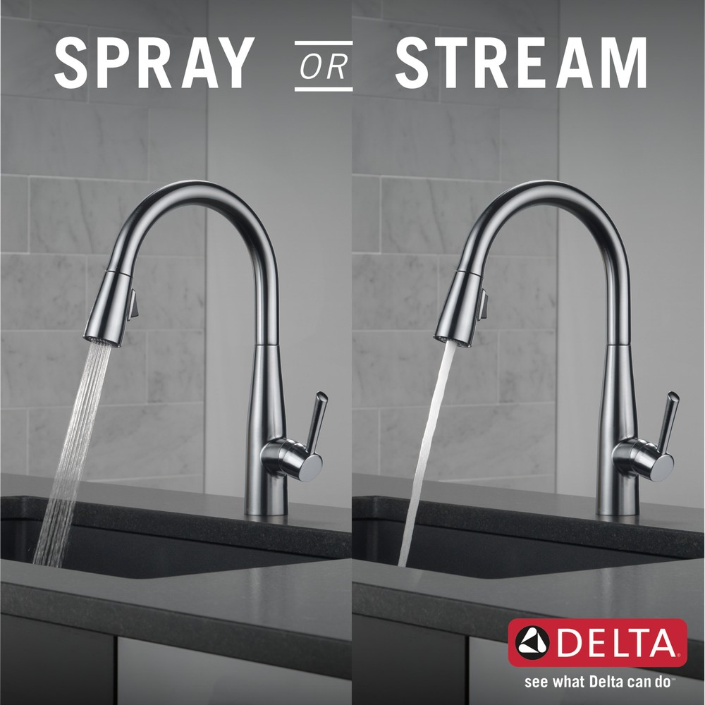 Delta Essa Pull-Down Kitchen Faucet in Arctic Stainless-Certified Refurbished