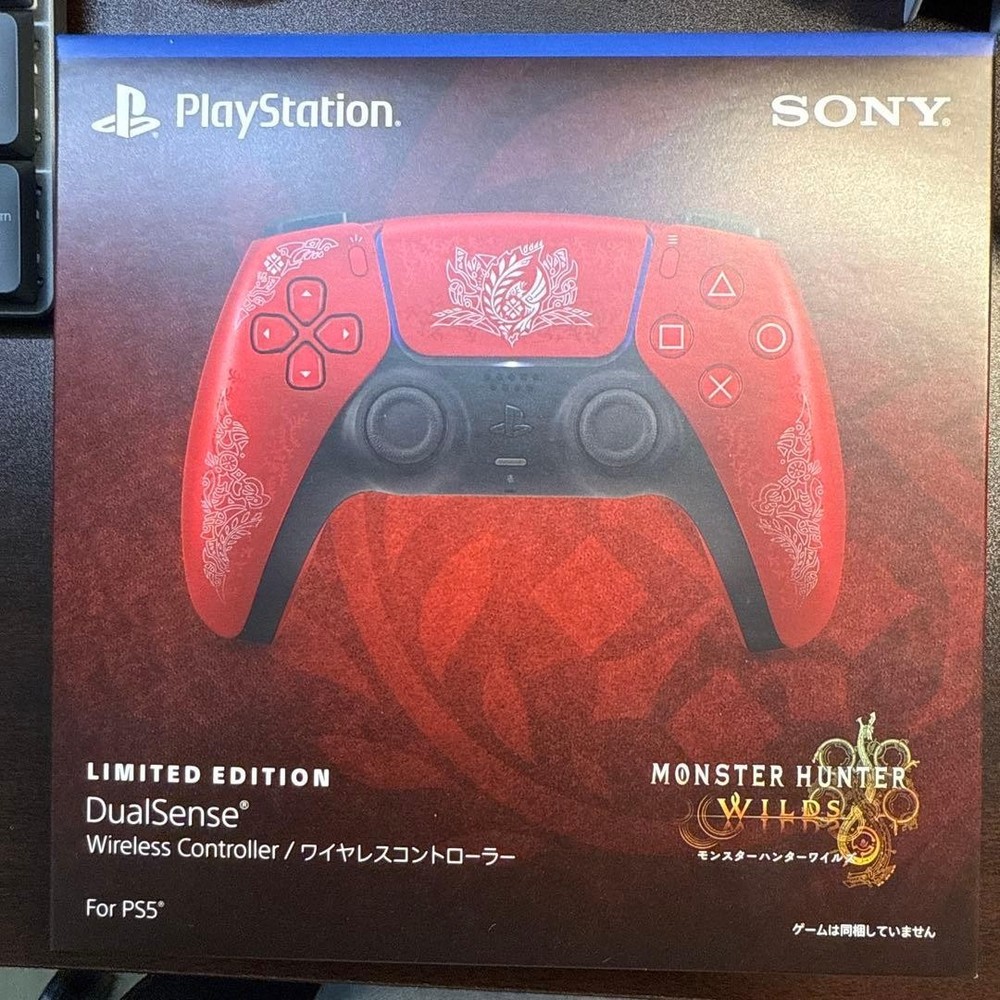 Monster Hunter Wilds DualSense Wireless Controller Limited Edition Sony Red