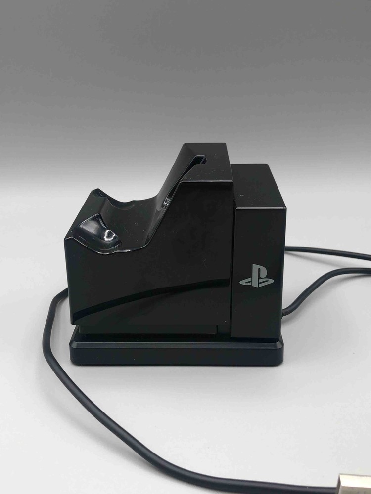 PowerA Charging Stand For Playstation 4