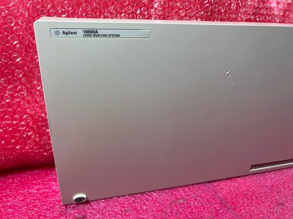 HP Agilent Keysight 16900A Logic Analysis System ''Panel only''