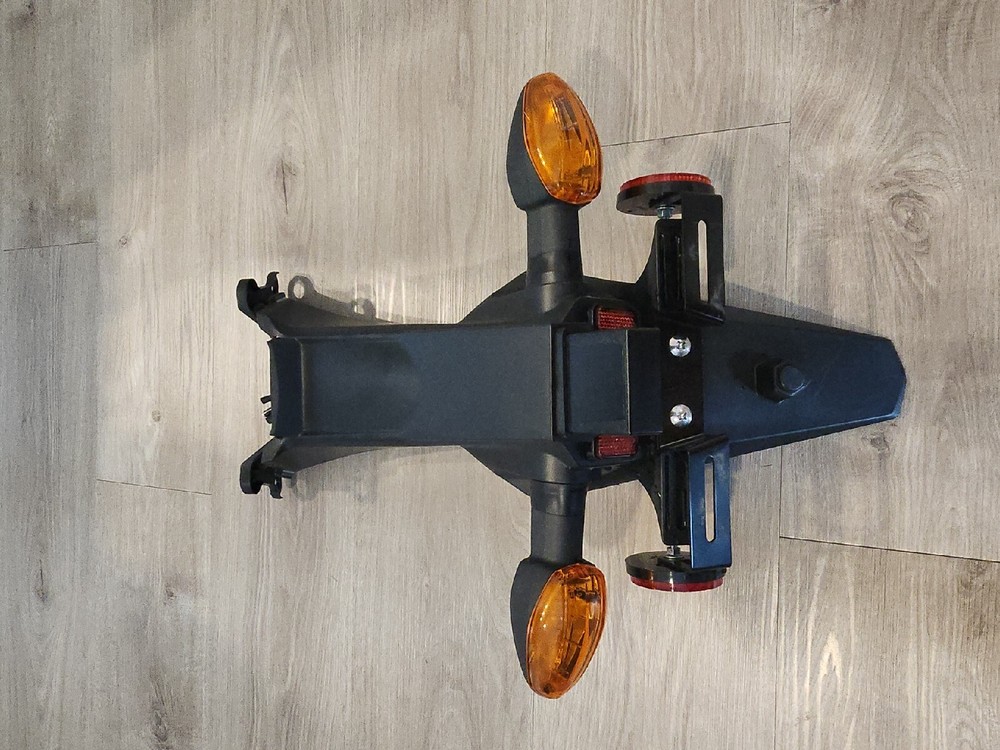 Suzuki GSXR 1000 2018 License Bracket