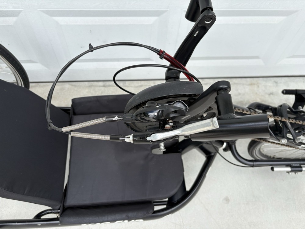 Invacare Top End Force 3 handcycle 27 speeds.
