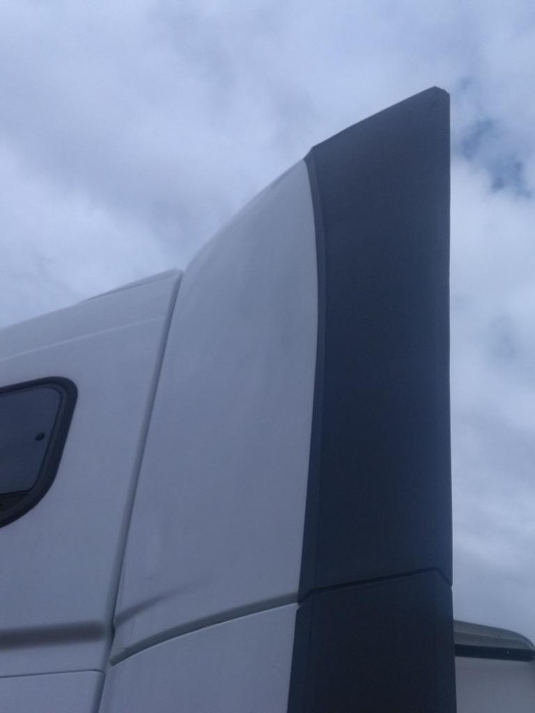 For 2016 VOLVO VNL SLEEPER FAIRING Left ,  GA