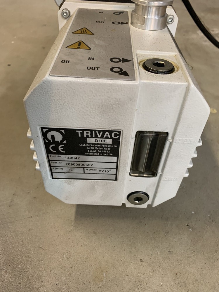 Leybold D10E Vacuum Pump Tested 0.01mbar