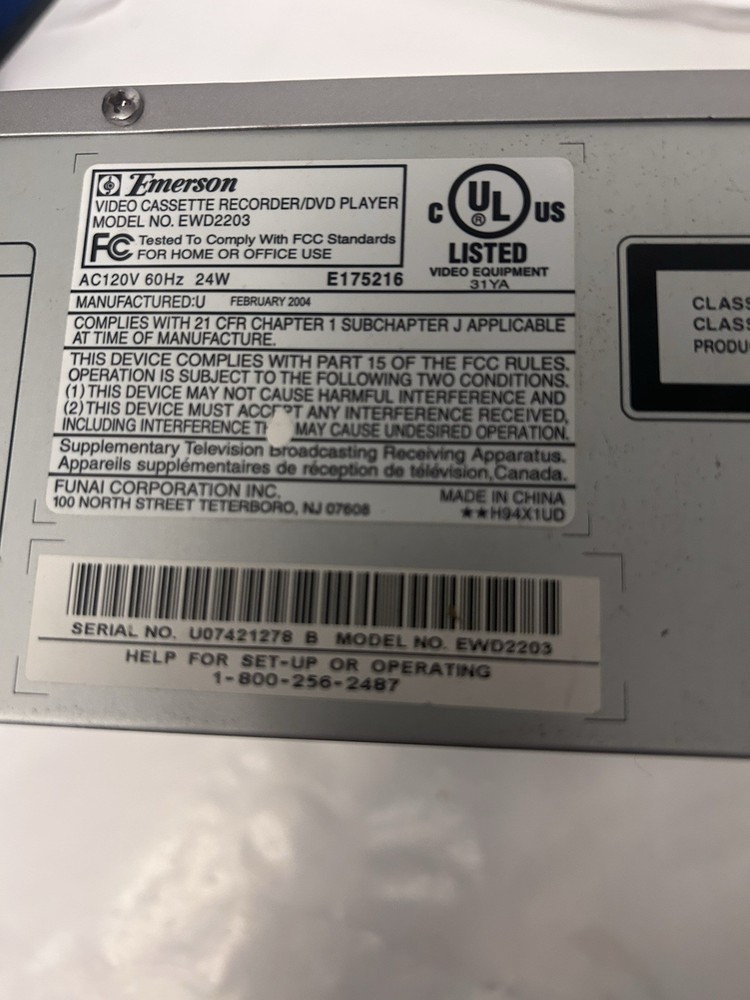Emerson DVD/VHS play unk if working, no cords/remote with