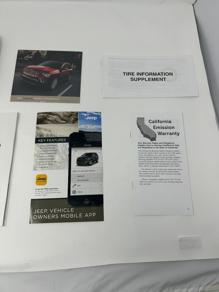 2016 Jeep Compass Owner's Manual Set