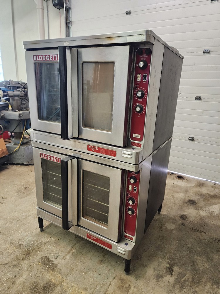 Blodgett Mark V-III Double Stack Oven w/ Solid State Thermostat, 3ph - Clean!