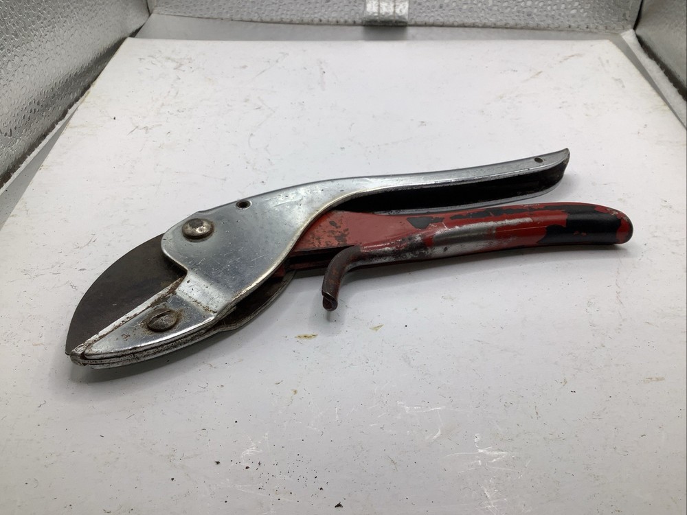 Vintage TRUE TEMPER ROCKET A 35 Pruning Shears