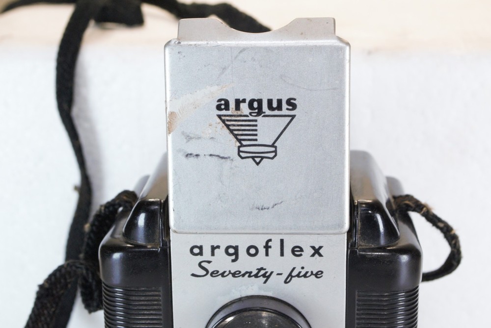 Argus Argoflex Seventy-Five 75 box type camera