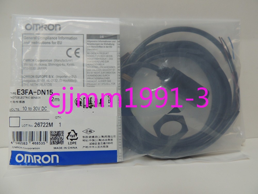 1PC NEW OMRON E3FA-DN15