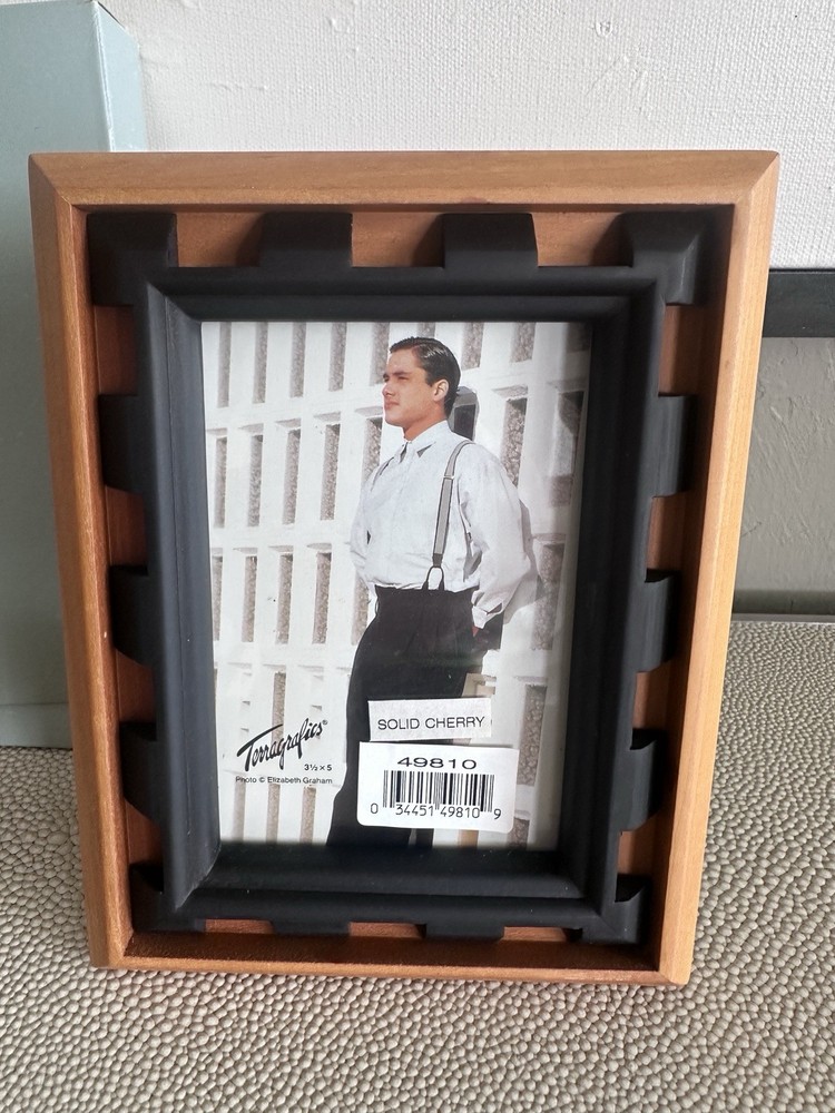 Terragrafics Solid Cherry Wood Frame