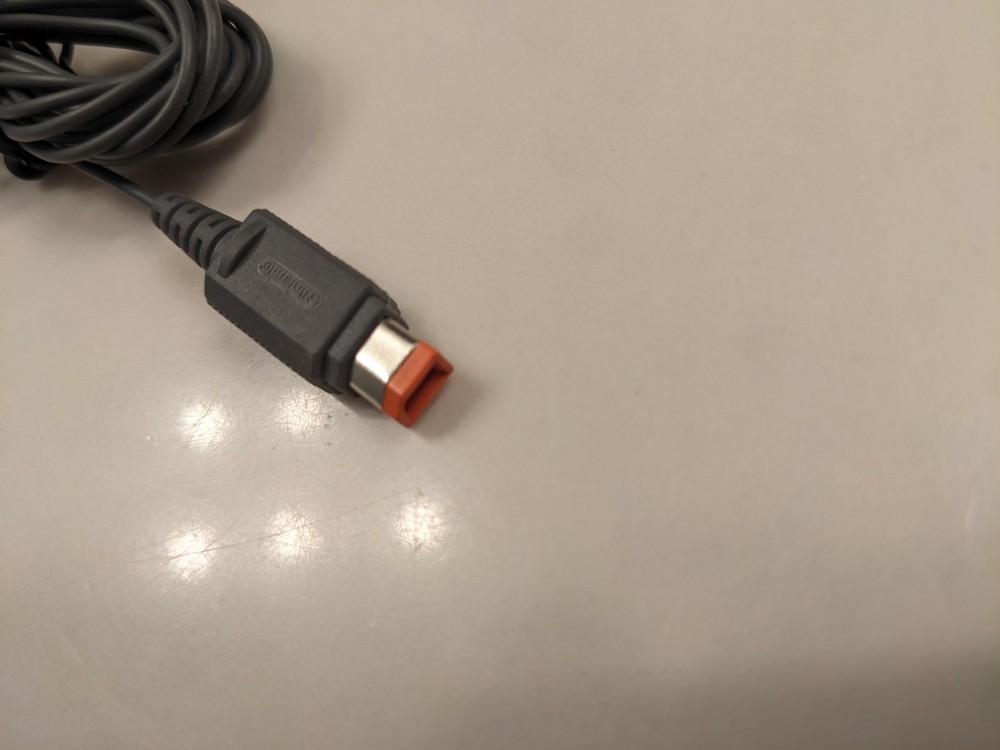 Nintendo RVL014 Original Wii Sensor Bar - Silver - UNTESTED